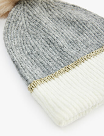 Pon Pon Detaylı Katlı Renk Bloklu Örgü Bere