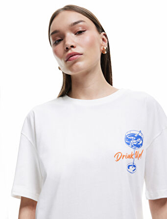 Pamuklu Kısa Kollu Bisiklet Yaka Baskılı Oversize Tişört