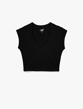 U Yaka Kısa Kollu Pamuklu Slim Fit Spor Tişört