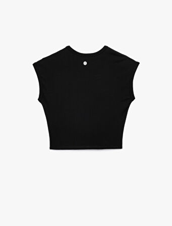 U Yaka Kısa Kollu Pamuklu Slim Fit Spor Tişört