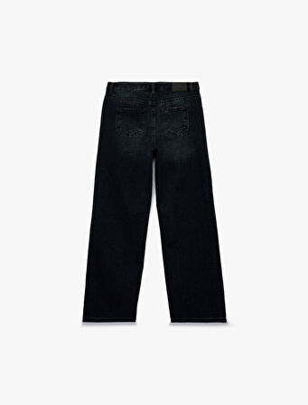 Pamuklu Cep Detaylı Bol Paça Denim Pantolon