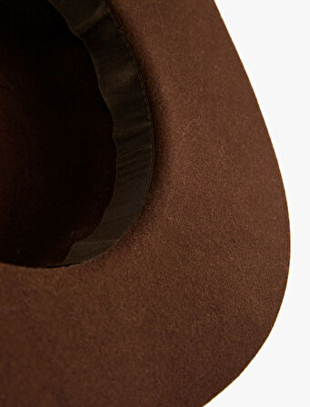 Bant Detaylı Fötr Şapka