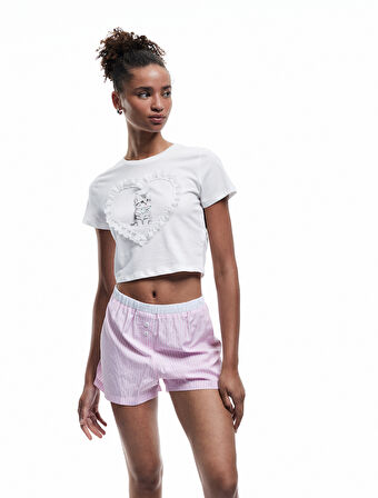 Pamuklu Kısa Kollu Bisiklet Yaka Dantel Detaylı Kalpli Kedi Baskılı Kısa Tişört Pijama Üstü