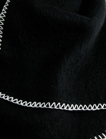 Dikiş Detaylı Yumuşak Dokulu Uzun Atkı