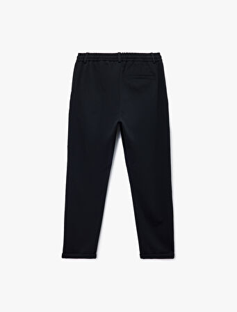 Beli Bağcıklı Düğmeli Pike Kumaş Cep Detaylı Duble Paça Slim Fit Pantolon