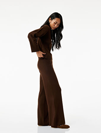 Beli Lastikli Rahat Kalıp Uzun Geniş Paça Triko Pantolon