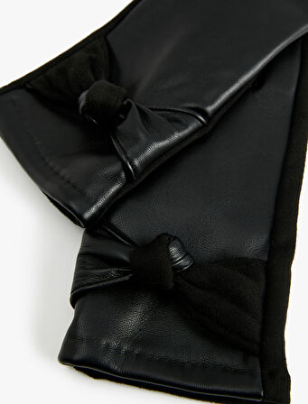 Kurdele Detaylı Suni Deri Eldiven