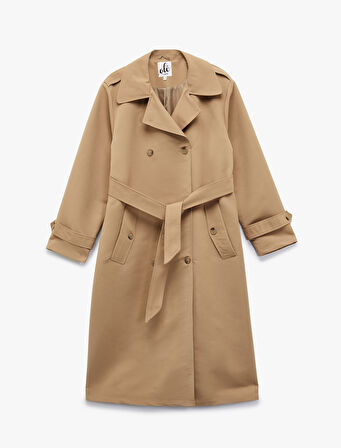 Uzun Kollu Düğmeli Kemer Detaylı Cepli Kruvaze Yaka Trençkot