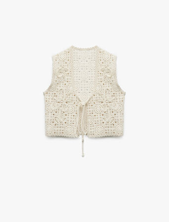 Kolsuz V Yaka Bağlama Detaylı Örgü Kroşe Yelek