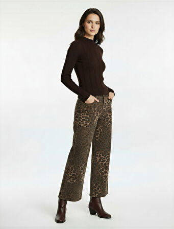 Dik Yaka Uzun Kollu Triko Kazak