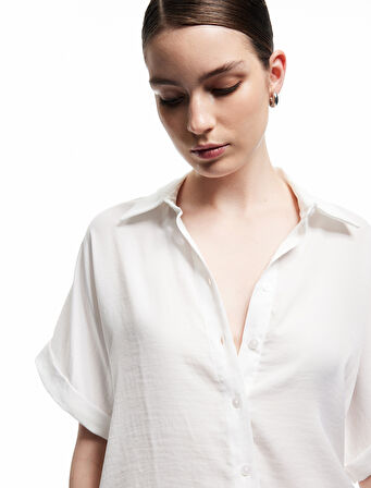 Aerobin Kumaş Kısa Kollu Klasik Yaka Saten Oversize Gömlek