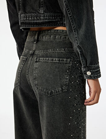 Pamuklu Düğmeli Geniş Paça Taş Detaylı Jean Pantolon -  Wide Leg Jeans