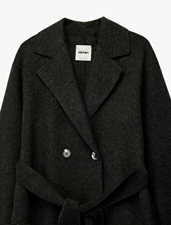 Kuşak Detaylı Düğmeli Kruvaze Uzun Kollu Kaşe Kaban