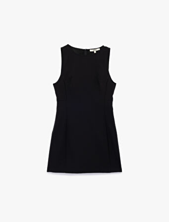 Slim Fit Kolsuz Bisiklet Yaka Mini Elbise