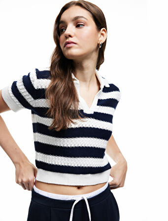 Kısa Kollu Çizgili Triko Polo Yaka Kazak