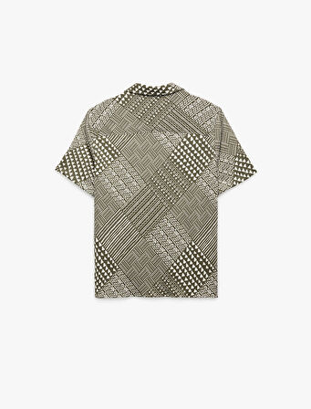 Regular Fit Kısa Kollu Devrik Yaka Etnik Desenli Gömlek