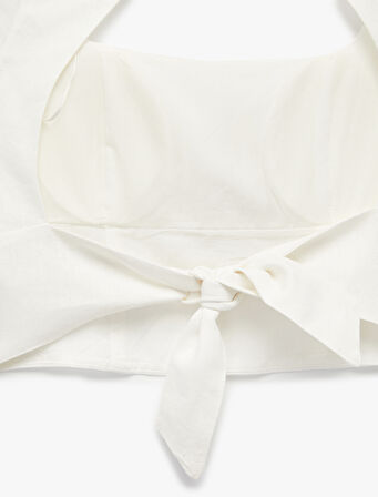 Arkası Pencere Detaylı Kare Yaka Kolsuz Keten Crop Bluz