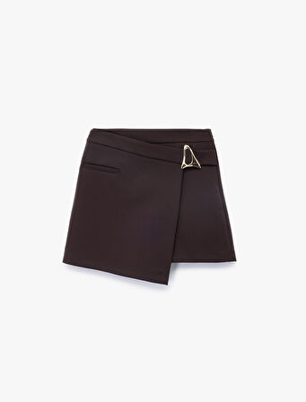 Metal Aksesuar Detaylı Mini Kruvaze Şort Etek