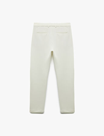 Waffle Dokulu Cep Detaylı Kancalı Slim Fit Pantolon