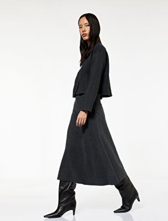 Dikiş Detaylı A Kesim Midi Etek