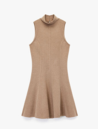 Slim Fit Dik Yaka Kolsuz Mini Triko Elbise