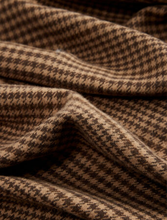 Kazayağı Desenli Püsküllü Atkı