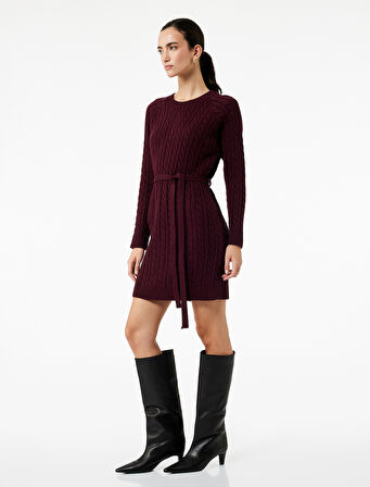 Uzun Kollu Bisiklet Yaka Kemerli Mini Boy Saç Örgü Triko Elbise