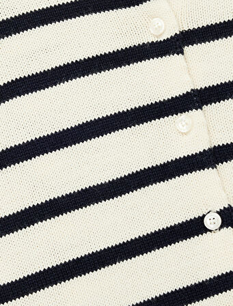 Uzun Kollu Düğmeli Bisiklet Yaka Çizgili Triko Hırka