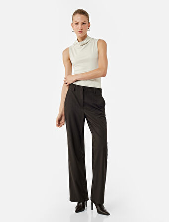 Modal Kumaş Slim Fit Dik Dökümlü Yaka Kolsuz Bluz