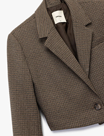 Kruvaze Uzun Kollu Düğmeli Crop Blazer Ceket