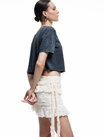 Slim Fit Fırfırlı Dantelli Mini Etek