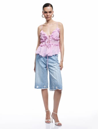 Troklu Yıpratılmış Düğmeli Cepli Bermuda Denim Şort