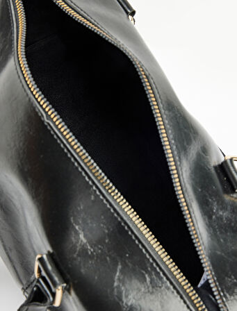 Metal Aksesuarlı Tokalı Fermuarlı Suni Deri El Çantası