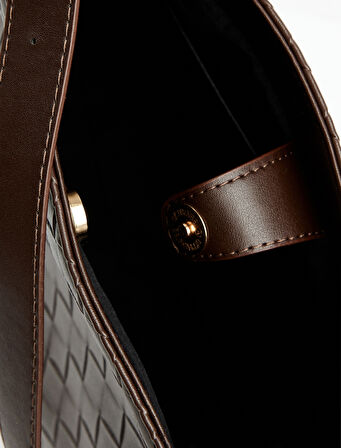 Örgü Desenli Suni Deri Metal Tokalı Tote Çanta