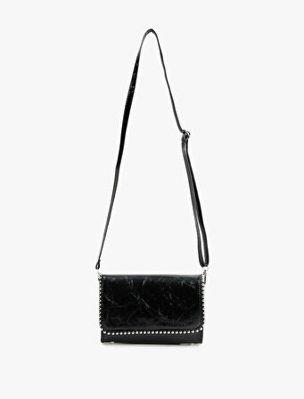 Metal Aksesuarlı Suni Deri Askılı Çapraz Çanta