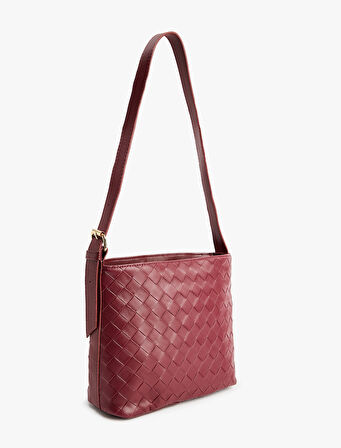 Örgü Desenli Toka Detaylı Suni Deri Omuz Çantası