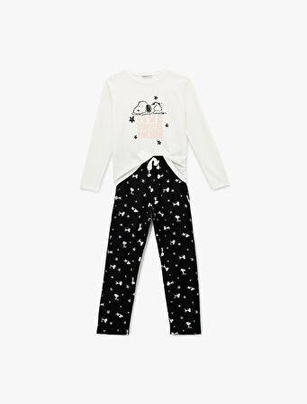Snoopy Baskılı Lisanslı Uzun Kollu Bisiklet Yaka Pamuklu Pijama Takımı