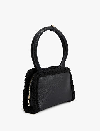 Peluş Detaylı Fermuarlı Saplı Suni Deri Omuz Çantası