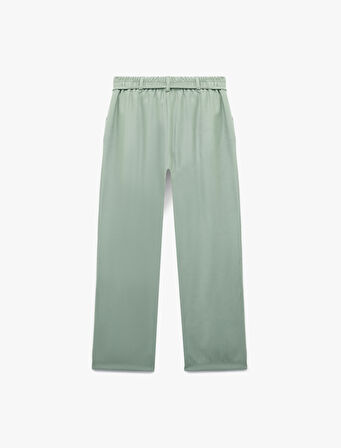 Viskon Kumaş Regular Fit Cepli Pile Detaylı Kemerli Culotte Kumaş Pantolon
