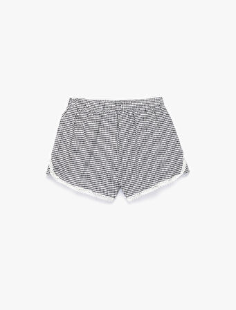 Pamuklu Rahat Kalıp Düğmeli Paçası Dantelli Beli Lastikli Pötikareli Şort Pijama Altı