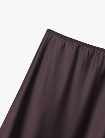 Standart Bel Regular Fit Saten Midi Etek