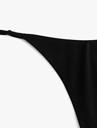 Düşük Bel Yanları Ayarlanabilir İpli String Bikini Altı