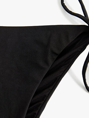 Düşük Bel Arkası Drape Detaylı İpli Brazilian Bikini Altı