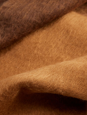 Yumuşak Dokulu Renk Bloklu Püsküllü Uzun Atkı