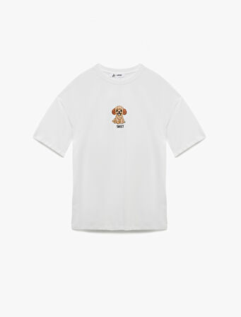 Kısa Kollu Bisiklet Yaka Köpek Nakışlı Pamuklu Tişört