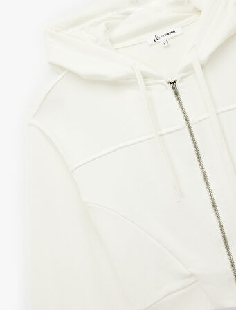 Rahat Kalıp Cep Detaylı Kapüşonlu Fermuarlı Crop Sweatshirt