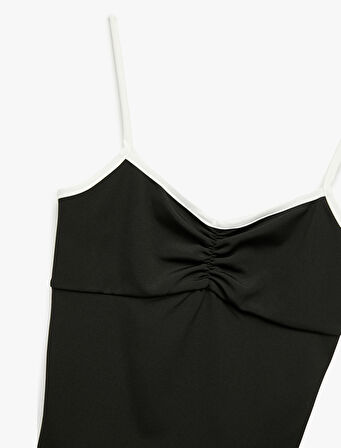 Slim Fit İp Askılı Önü Büzgülü Kolsuz Bluz