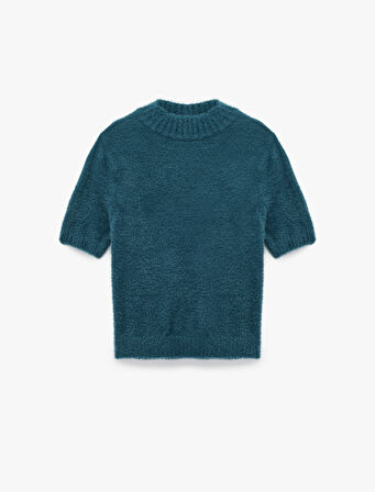 Hafif Dik Yaka Kısa Kollu Triko Peluş Kazak