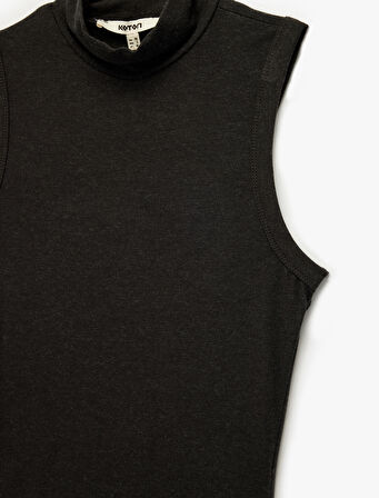 Koyun Yünü Karışımlı Slim Fit Dik Yaka Kolsuz Body