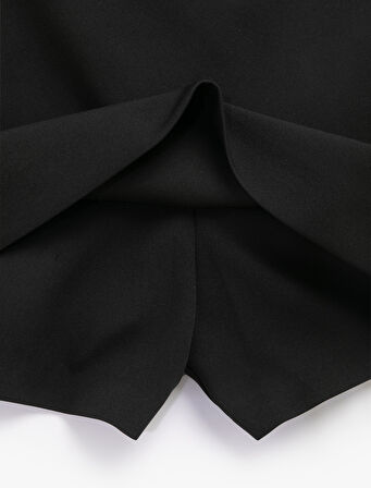 Slim Fit Cep Detaylı Mini Şort Etek